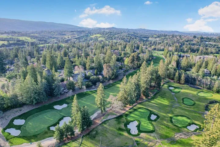 142 Sand Hill Circle, Menlo Park, California 94025