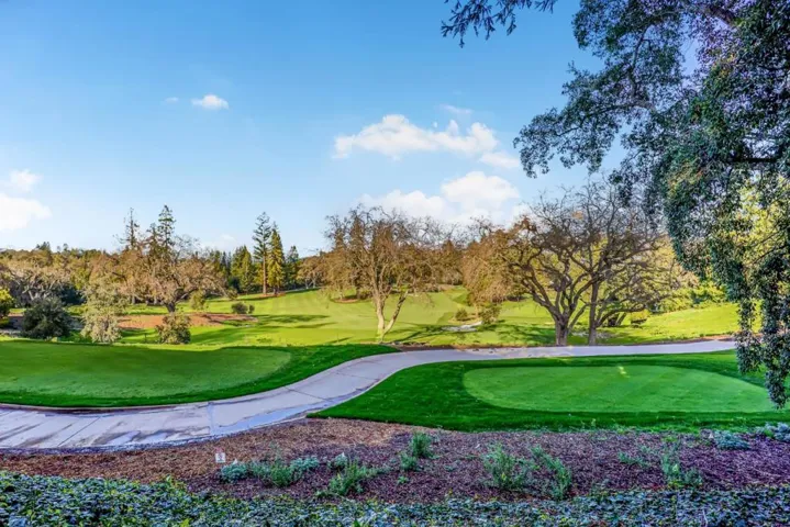 142 Sand Hill Circle, Menlo Park, California 94025