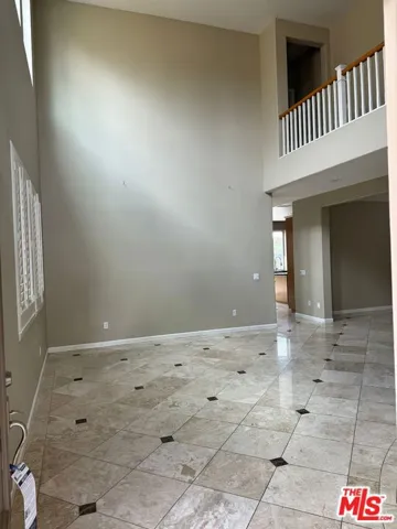 11354 Santini Lane, Porter Ranch, California 91326