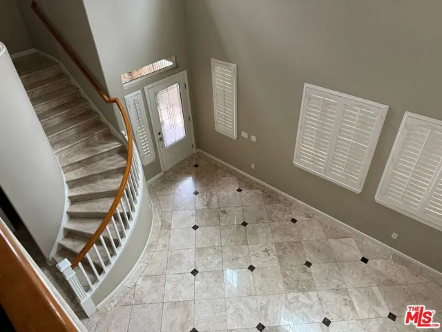 11354 Santini Lane, Porter Ranch, California 91326