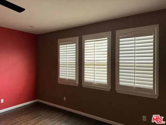 11354 Santini Lane, Porter Ranch, California 91326