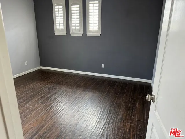 11354 Santini Lane, Porter Ranch, California 91326