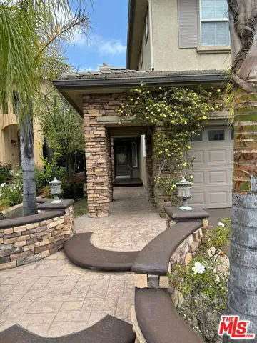 11354 Santini Lane, Porter Ranch, California 91326