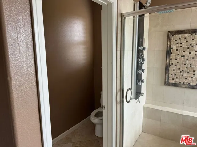 11354 Santini Lane, Porter Ranch, California 91326
