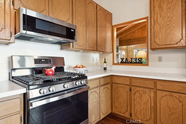 529 Dover Court, Lake Arrowhead, California 92352
