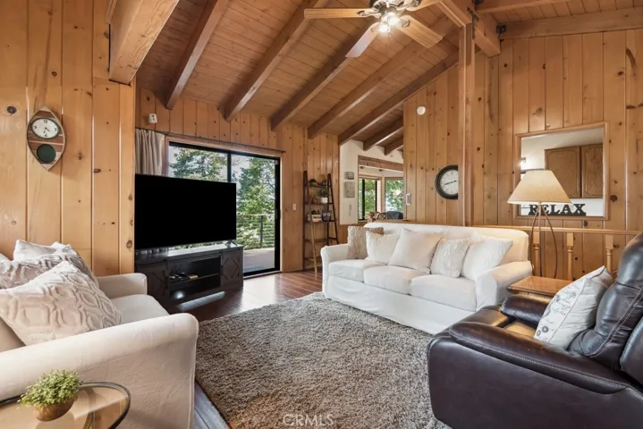 529 Dover Court, Lake Arrowhead, California 92352