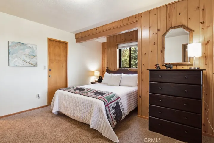 529 Dover Court, Lake Arrowhead, California 92352