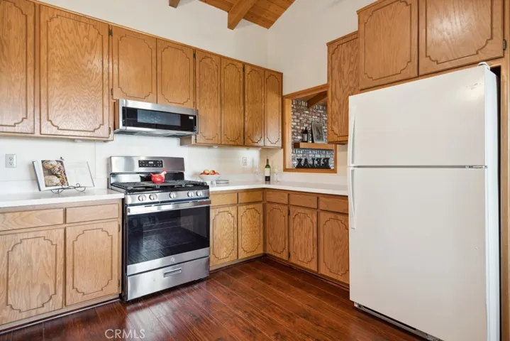 529 Dover Court, Lake Arrowhead, California 92352