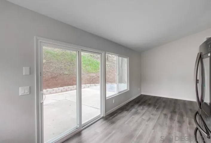 3030 Hypoint, Escondido, California 92027
