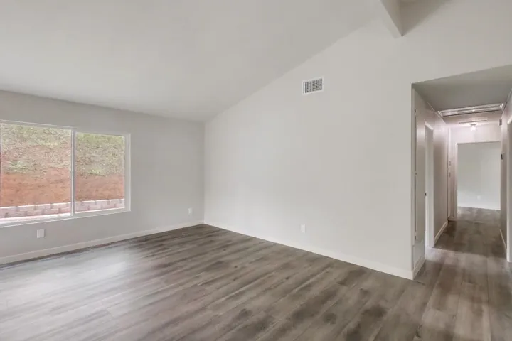 3030 Hypoint, Escondido, California 92027