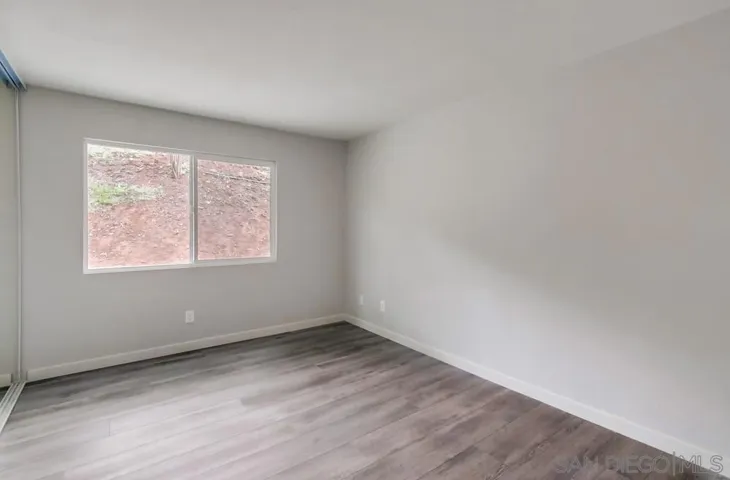 3030 Hypoint, Escondido, California 92027