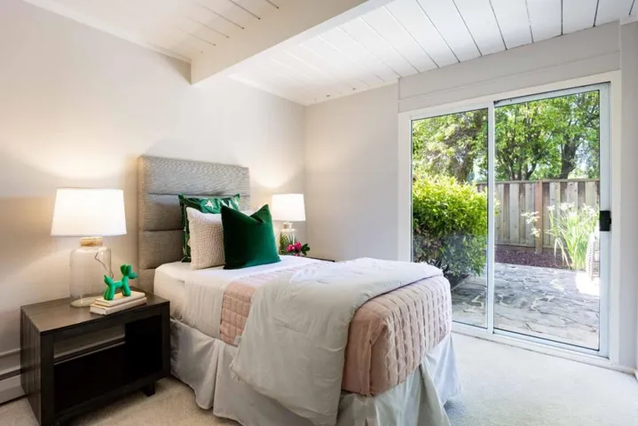 437 Ferne Avenue, Palo Alto, California 94306