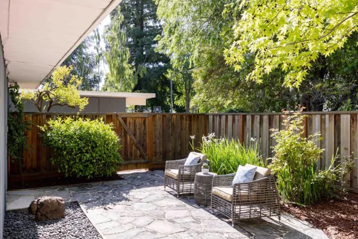 437 Ferne Avenue, Palo Alto, California 94306