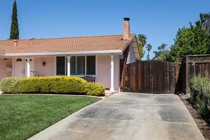 6916 Lenwood Way, San Jose, California 95120