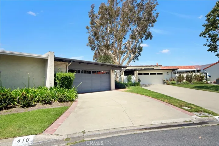 416 Vista Grande, Newport Beach, California 92660