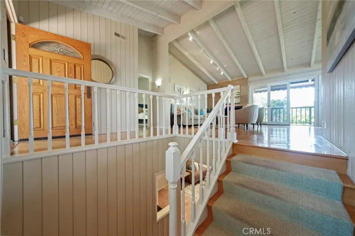 416 Vista Grande, Newport Beach, California 92660