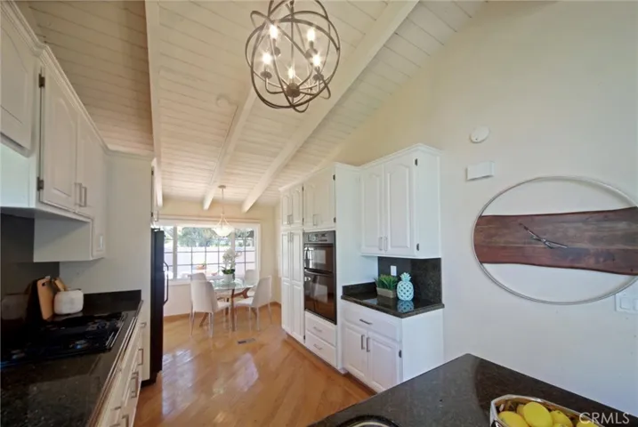 416 Vista Grande, Newport Beach, California 92660