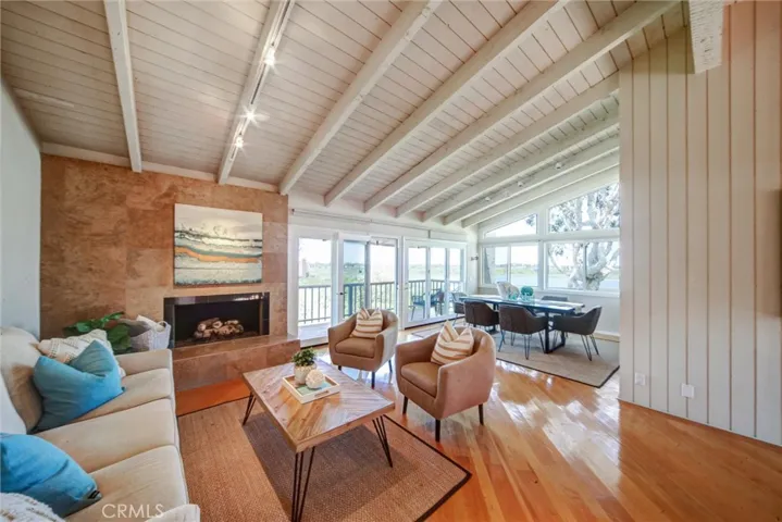 416 Vista Grande, Newport Beach, California 92660