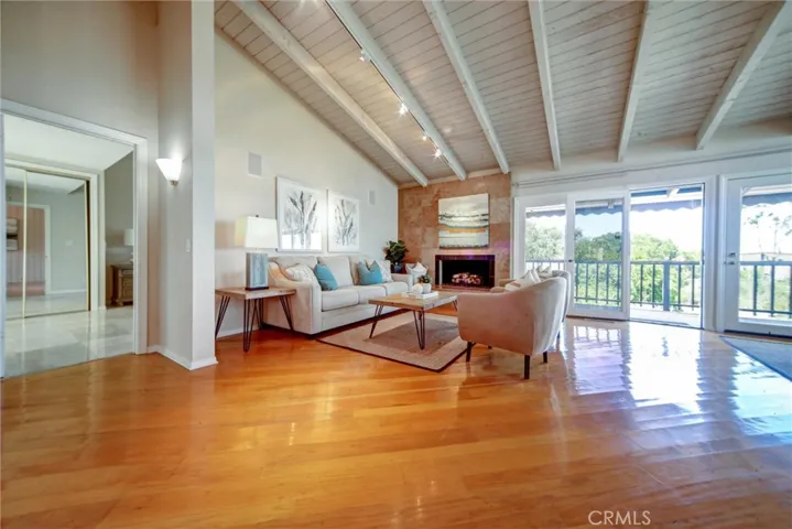 416 Vista Grande, Newport Beach, California 92660