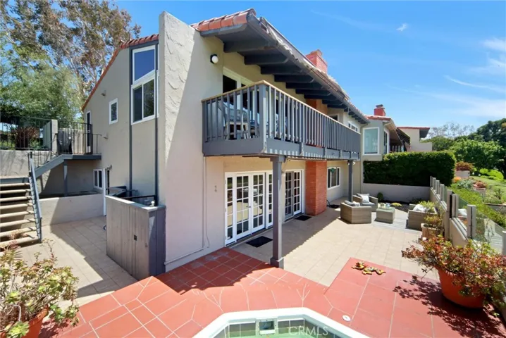 416 Vista Grande, Newport Beach, California 92660