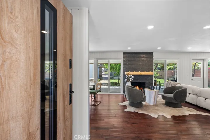 7306 Sale Avenue, West Hills, California 91307