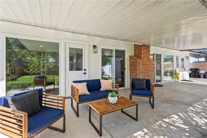 7306 Sale Avenue, West Hills, California 91307