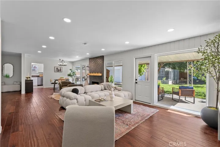 7306 Sale Avenue, West Hills, California 91307