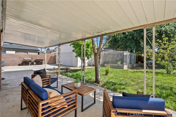 7306 Sale Avenue, West Hills, California 91307
