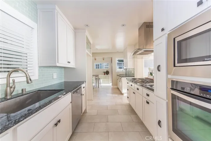 167 N Shattuck Place, Orange, California 92866
