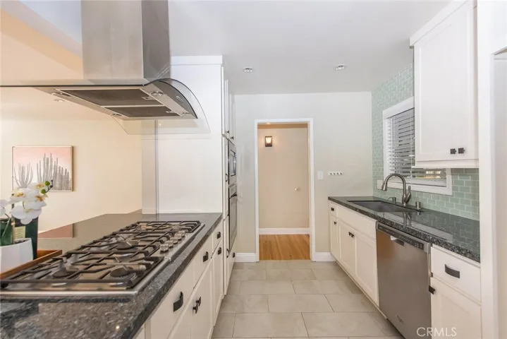 167 N Shattuck Place, Orange, California 92866
