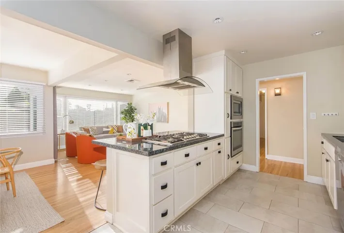167 N Shattuck Place, Orange, California 92866