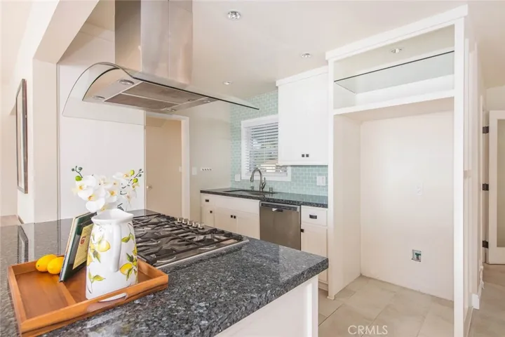 167 N Shattuck Place, Orange, California 92866