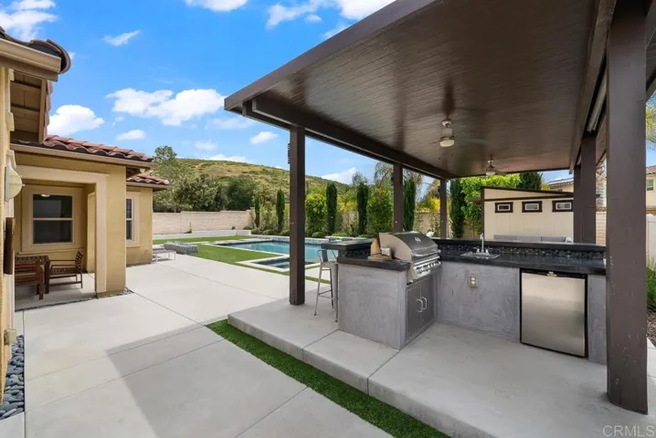 32619 Shadyview St, Winchester, California 92596