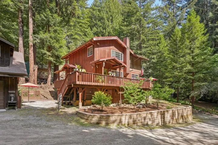 750 Tie Gulch Road, Santa Cruz, California 95065