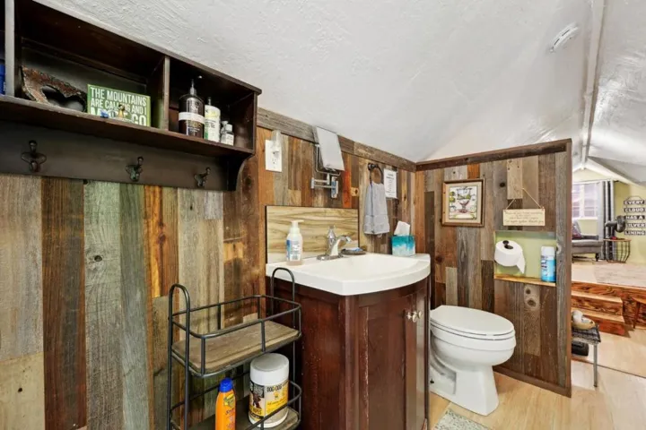 750 Tie Gulch Road, Santa Cruz, California 95065