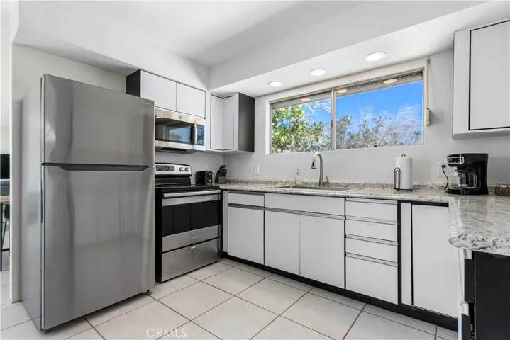 15450 Mountain View Road, Desert Hot Springs, California 92240