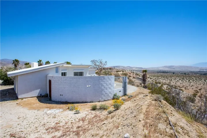15450 Mountain View Road, Desert Hot Springs, California 92240