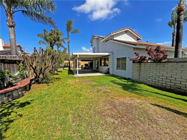 13497 Chrystal Court, Fontana, California 92336