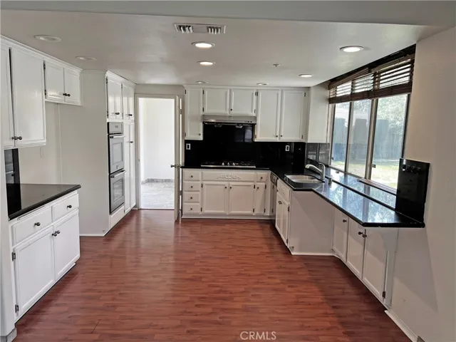 13497 Chrystal Court, Fontana, California 92336