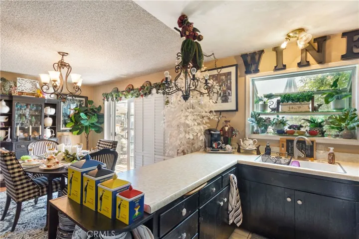 6661 Rockglen Avenue, San Diego, California 92111