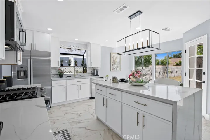 37472 Yorkshire Drive, Palmdale, California 93550