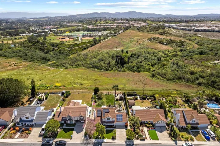 1421 Eastview Court, Oceanside, California 92056