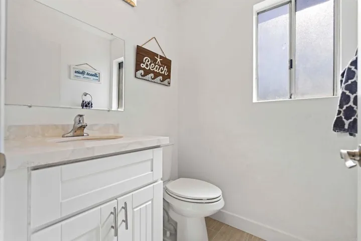 1421 Eastview Court, Oceanside, California 92056