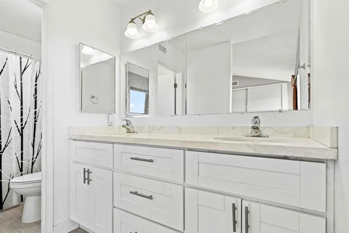 1421 Eastview Court, Oceanside, California 92056