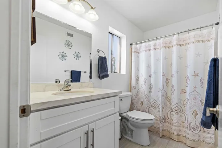 1421 Eastview Court, Oceanside, California 92056