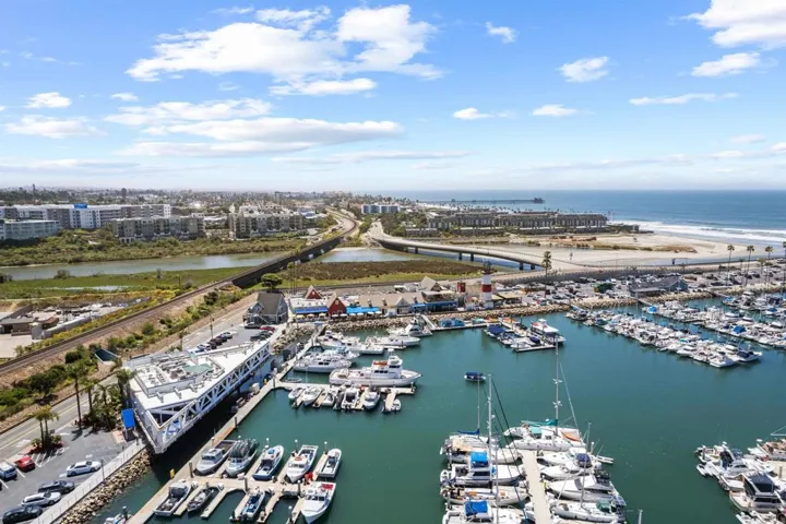1421 Eastview Court, Oceanside, California 92056