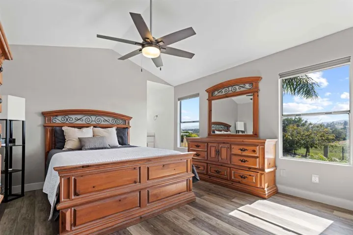 1421 Eastview Court, Oceanside, California 92056