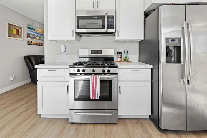 1421 Eastview Court, Oceanside, California 92056