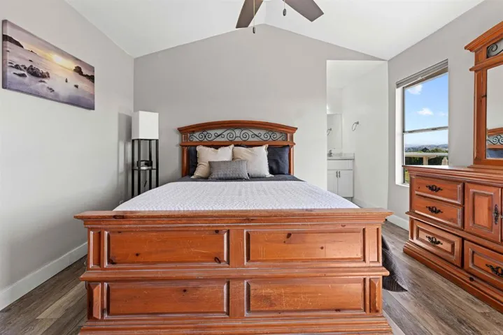 1421 Eastview Court, Oceanside, California 92056