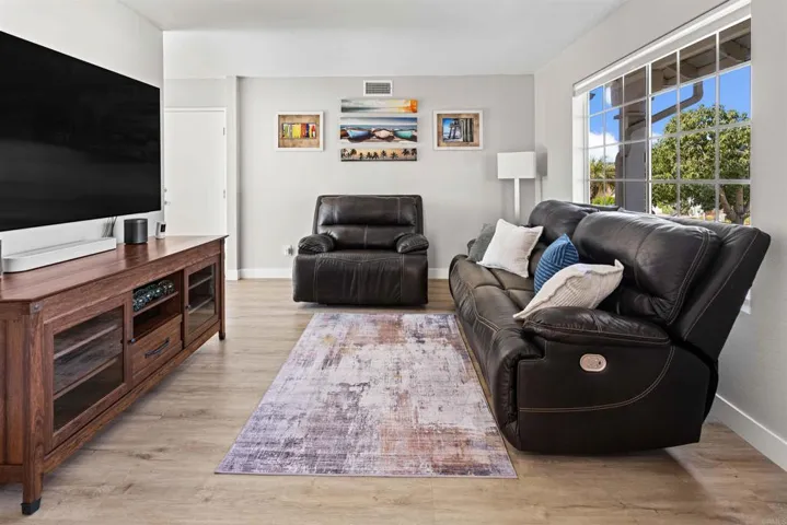 1421 Eastview Court, Oceanside, California 92056